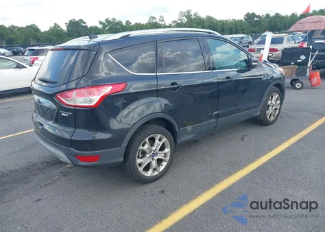 2014 Ford Escape Titanium z USA, uszkodzony, nr VIN 1FMCU9JX3EUD12892